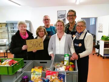 Senioren spenden an Tafel 2023